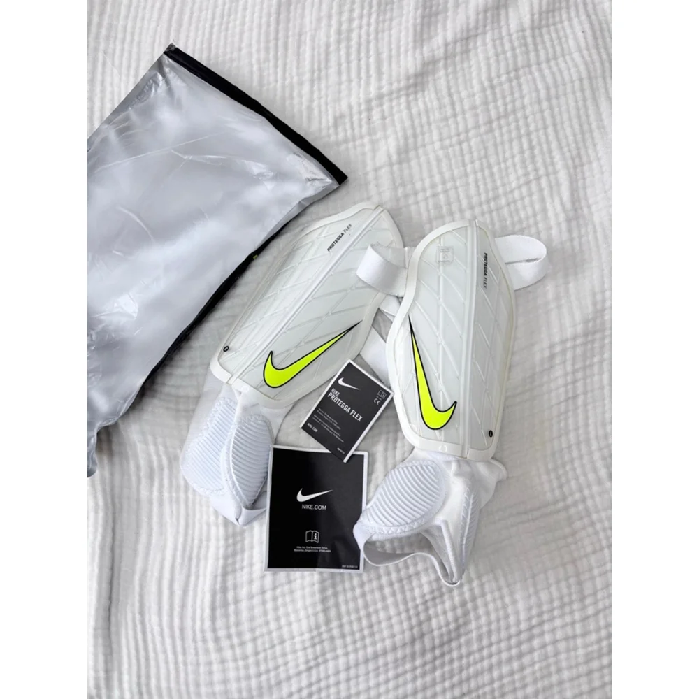 Men's Nike Protegga Flex Shin Guards White Yellow - Picture 1 of 7